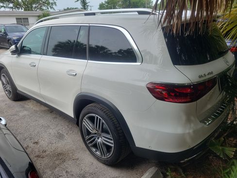 Certified 2026 Mercedes-Benz GLS 450 4MATIC image 36