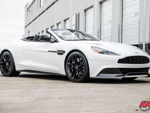 Used 2016 Aston Martin Vanquish Volante image 66