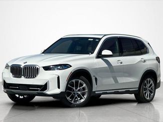 New 2026 BMW X5 xDrive40i w/ Premium Package video 1