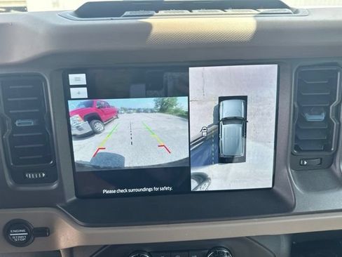 Used 2024 Ford Bronco Wildtrak AWD/4WD image 30