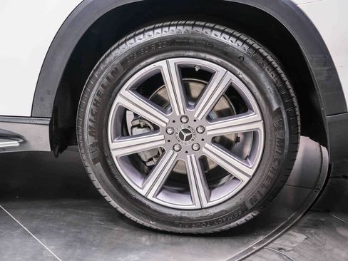 Certified 2023 Mercedes-Benz GLS 450 4MATIC image 9