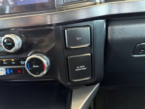 Used 2025 Ford F250 Lariat w/ Lariat Ultimate Package AWD/4WD image 25