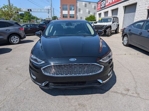 Used 2020 Ford Fusion Titanium AWD/4WD image 4