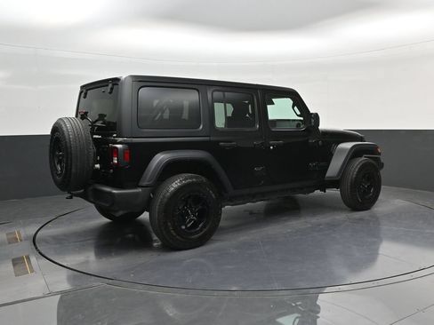 Used 2024 Jeep Wrangler Unlimited Sport AWD/4WD image 7