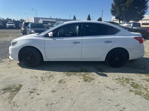 Used 2017 Nissan Sentra S image 8