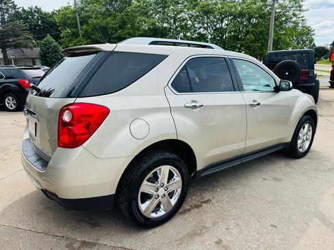 Used 2014 Chevrolet Equinox LTZ AWD/4WD image 3