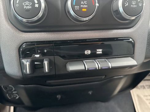 Used 2022 RAM 3500 Big Horn image 56