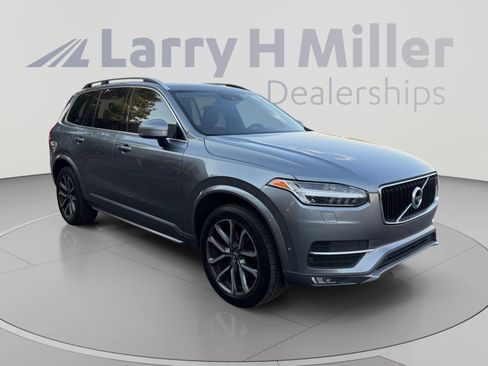 Used 2017 Volvo XC90 T6 Momentum w/ Vision Package AWD/4WD image 7