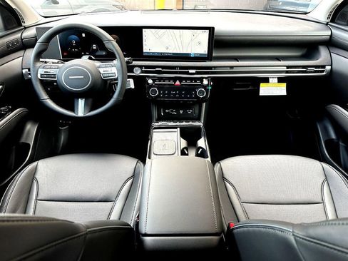 New 2026 Hyundai Tucson Limited FWD image 21