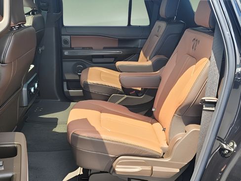 Certified 2024 Ford Expedition Max King Ranch AWD/4WD image 18