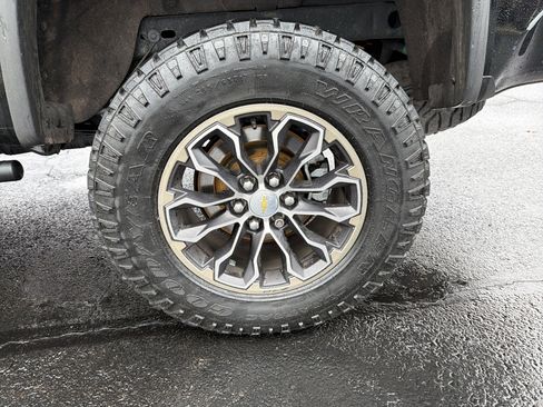 Used 2019 Chevrolet Colorado ZR2 image 34