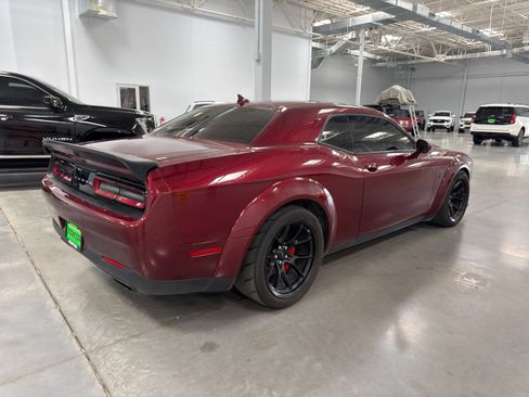 Used 2021 Dodge Challenger SRT Hellcat Redeye RWD image 3