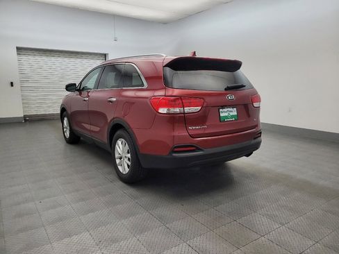 Used 2018 Kia Sorento LX image 5