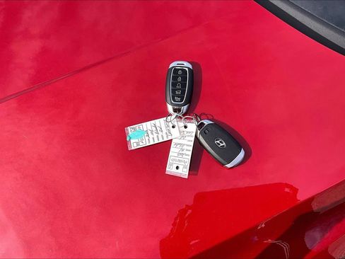 Used 2023 Hyundai Elantra SEL w/ Convenience Package image 15