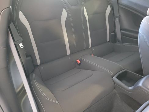 Used 2019 Chevrolet Camaro SS RWD image 13