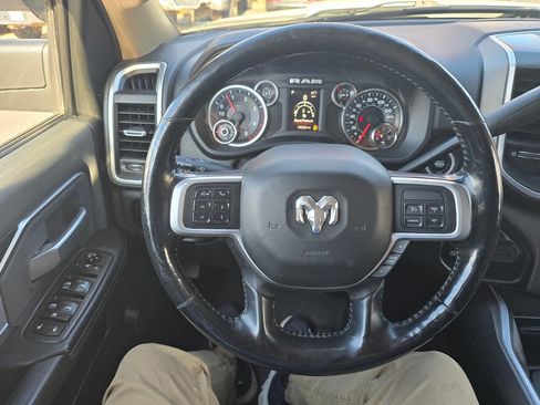 Used 2019 RAM 2500 Big Horn image 24