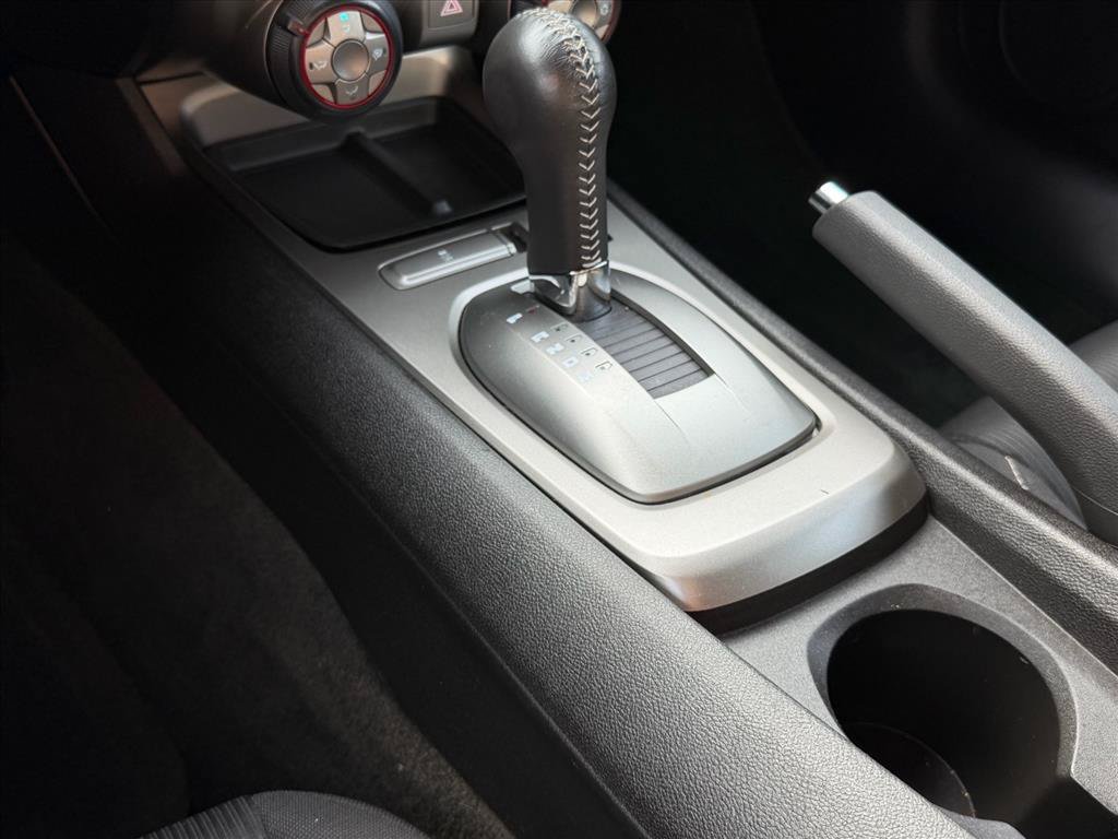 Certified 2015 Chevrolet Camaro LT RWD image 14