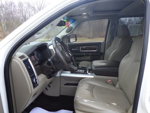 Used 2009 Dodge Ram 1500 Truck Laramie w/ Chrome Accents Group image 10