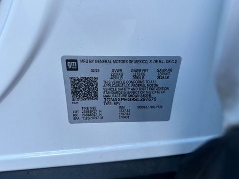 Used 2025 Chevrolet Equinox LT image 28