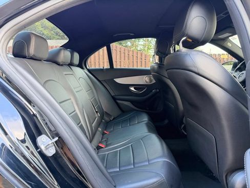 Used 2018 Mercedes-Benz C 300 Sedan image 26