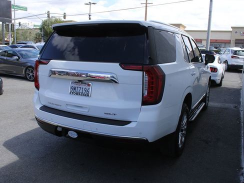 Used 2021 GMC Yukon SLT image 7