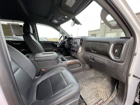 Used 2021 Chevrolet Silverado 1500 LT Trail Boss w/ Convenience Package II image 27