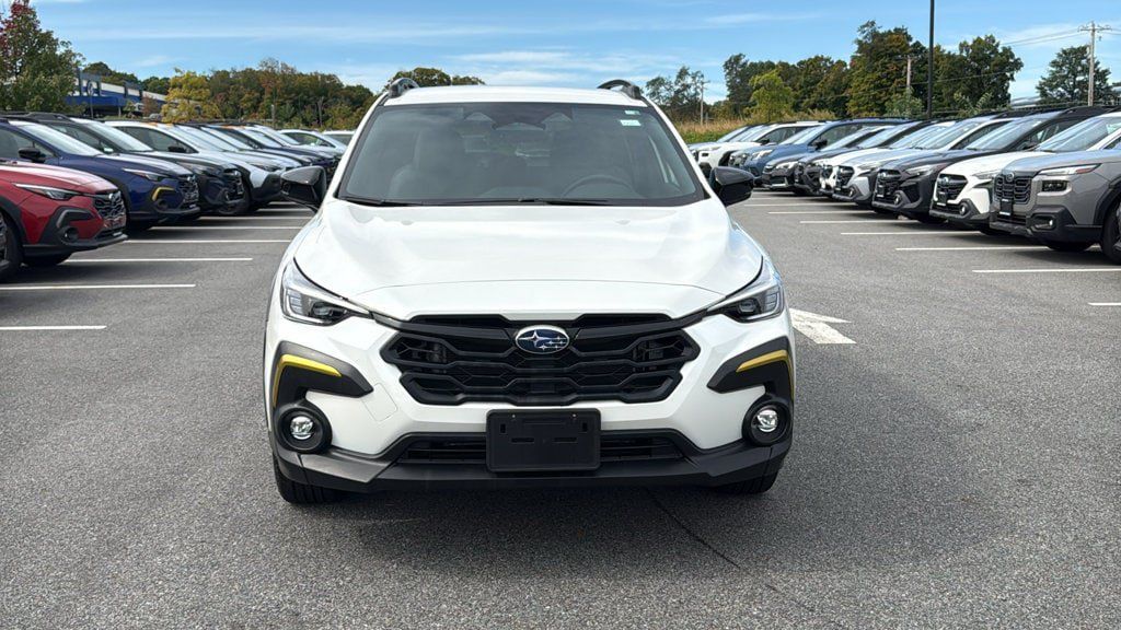 Used 2025 Subaru Crosstrek 2.5i Sport AWD/4WD image 2