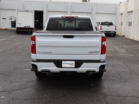 Used 2026 Chevrolet Silverado 1500 High Country AWD/4WD image 9