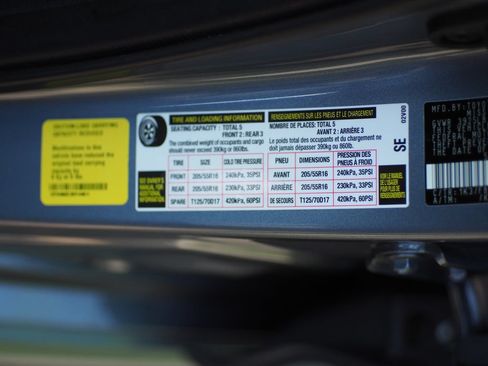 Used 2024 Toyota Corolla LE FWD image 22