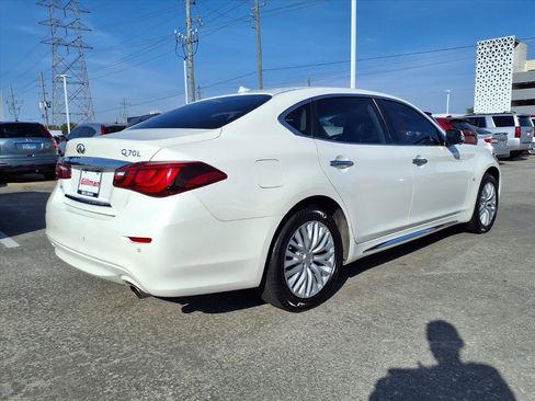 Used 2016 INFINITI Q70 L 3.7 w/ Deluxe Touring Package image 25