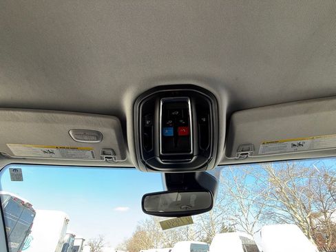 Used 2021 Jeep Grand Cherokee L Limited image 28