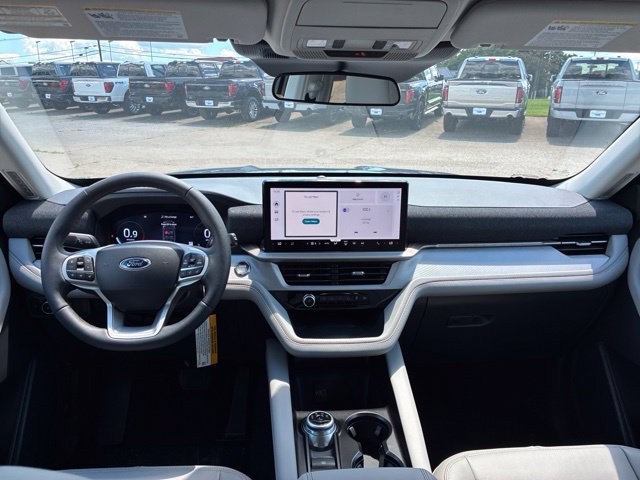 New 2026 Ford Explorer Active w/ Active Comfort Package RWD image 24