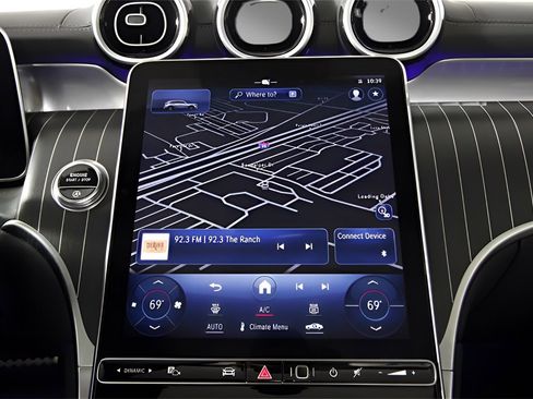 Used 2023 Mercedes-Benz GLC 300 4MATIC image 19