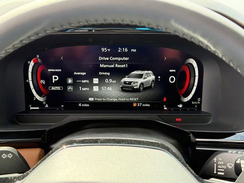 New 2026 Nissan Pathfinder Platinum AWD/4WD image 15