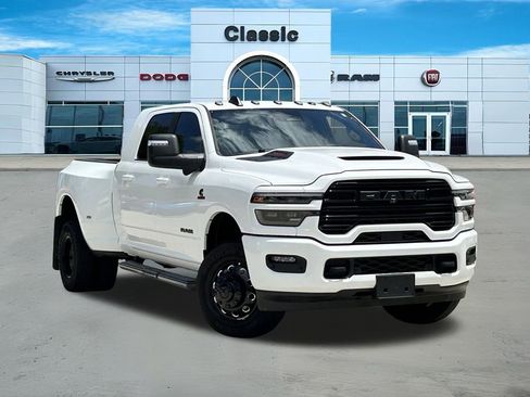 Used 2025 RAM 3500 Laramie w/ Night Edition AWD/4WD image 1