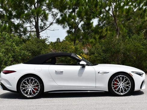 Used 2024 Mercedes-Benz SL 55 AMG 4MATIC image 52