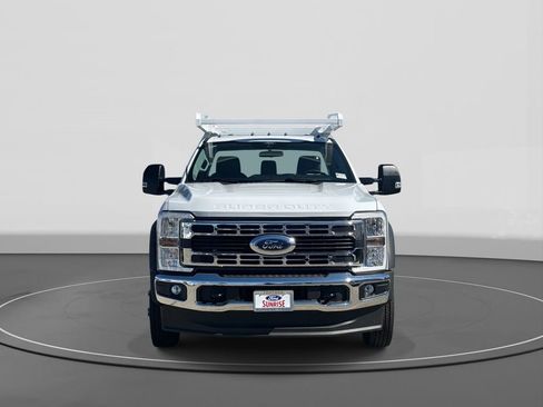 New 2026 Ford F450 XL w/ XL Chrome Package image 3