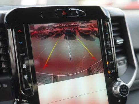 Used 2025 RAM 2500 Big Horn AWD/4WD image 27