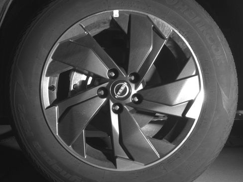 Used 2025 Nissan Rogue SV image 12