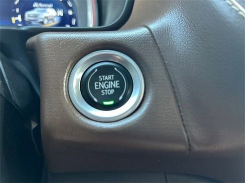 Used 2023 Chevrolet Suburban High Country image 26