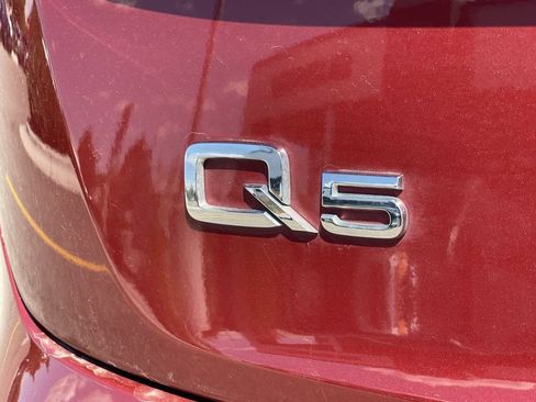 Used 2019 Audi Q5 Premium AWD/4WD image 7