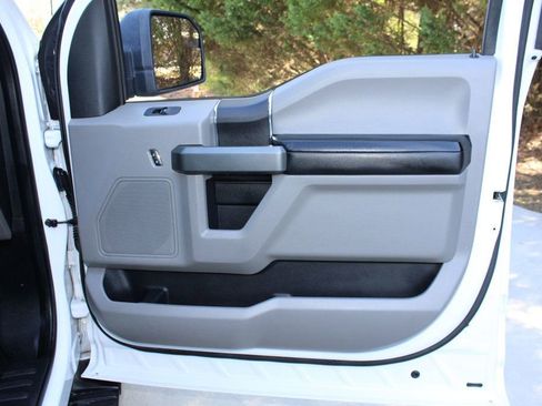 Used 2016 Ford F150 XLT w/ Equipment Group 301A Mid image 30