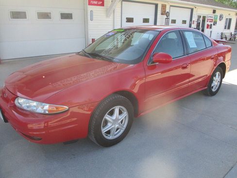 Used 2002 Oldsmobile Alero GL FWD image 11