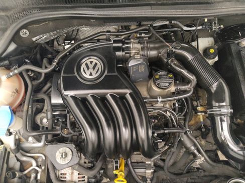 Used 2015 Volkswagen Jetta S image 30