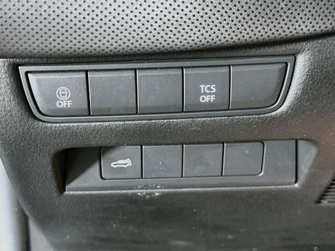 Used 2025 MAZDA CX-50 AWD 2.5 S w/ Premium Package image 17