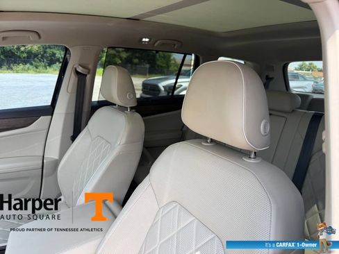 Used 2024 Volkswagen Atlas SEL Premium R-Line AWD/4WD image 12
