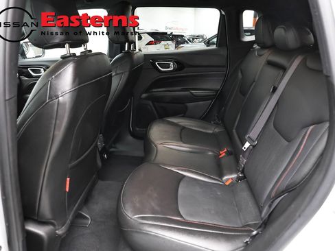 Used 2025 Jeep Compass Trailhawk w/ Trailer Tow Group AWD/4WD image 20