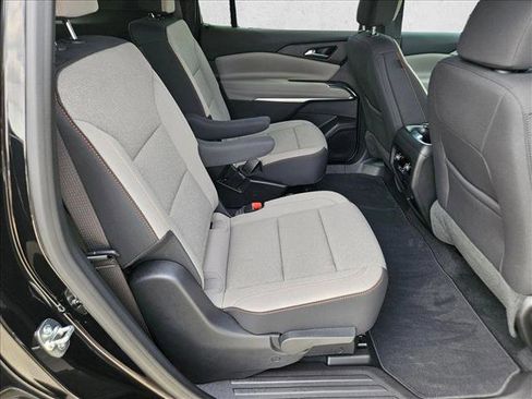 Used 2026 Chevrolet Traverse LT w/ Driver Confidence Package image 19
