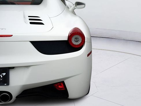 Used 2014 Ferrari 458 Spider RWD image 24