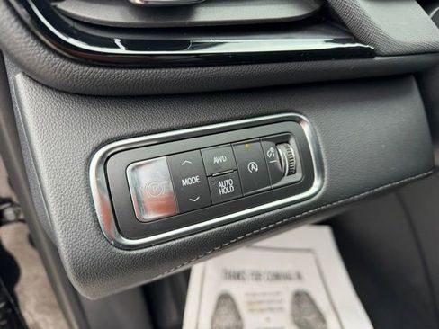 Used 2025 Buick Enclave Preferred image 22